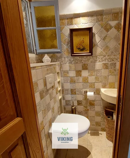 11 Chemin des Pins, 06530 Peymeinade, France