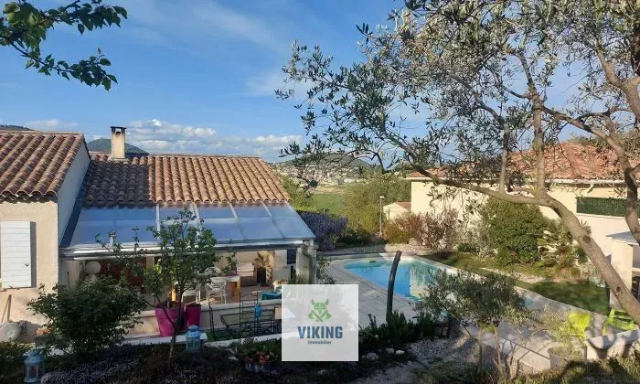 04100 Manosque, France