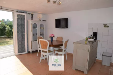 Villa de charme en pierres de taille et appartement indépendant piscine excellent état