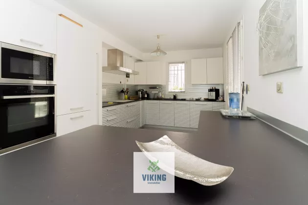 Rue Annie d'Arco, Marseille, France