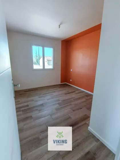 Maison moderne 2023 – Économe DPE A – Plain-pied T4 – Garage – Jardin clos