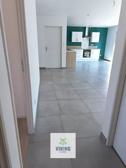 Maison moderne 2023 – Économe DPE A – Plain-pied T4 – Garage – Jardin clos