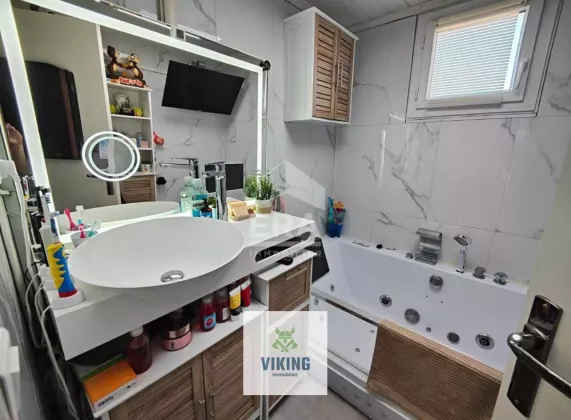 13127 Vitrolles, France