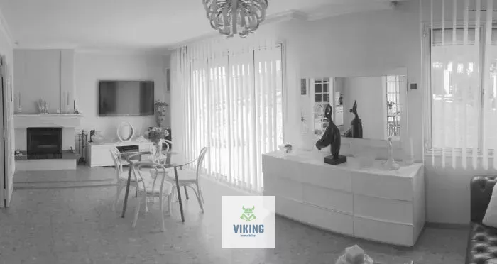 95270 Chaumontel, France