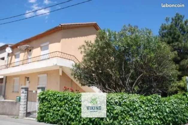 maison de deux appartements