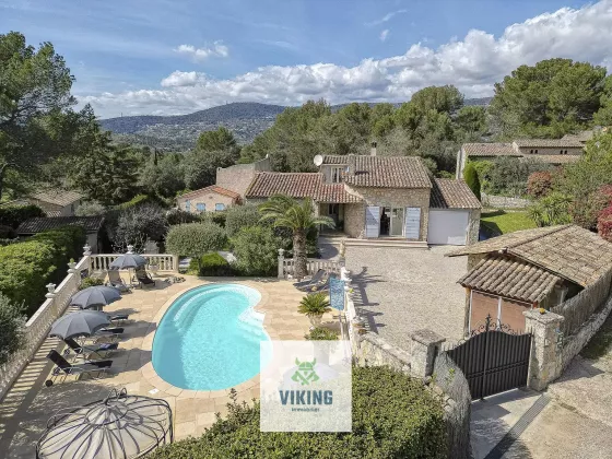 11 Chemin des Pins, 06530 Peymeinade, France