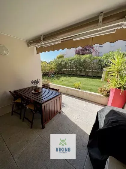 44 Avenue Vincent Van-Gogh, Marseille, France