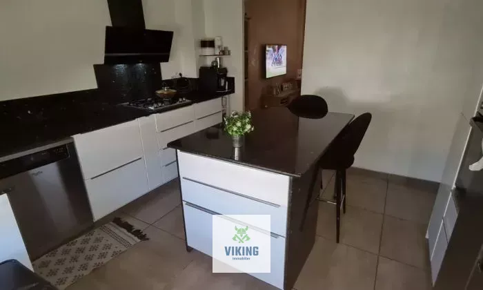 84200 Carpentras, France