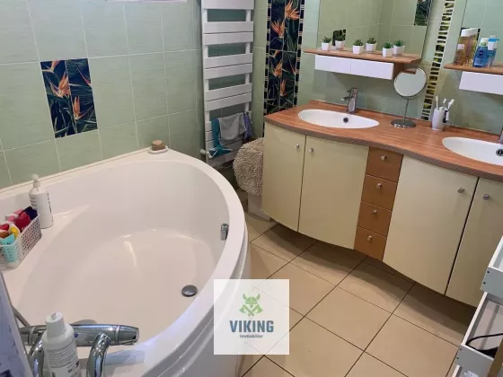 Charmante villa familiale avec jardin à Bellerive-sur-Allier