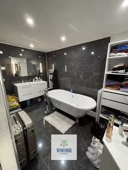 190 Avenue Grassion Cibrand, Mauguio, France