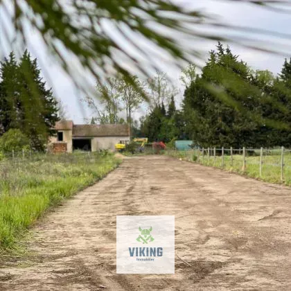 84260 Sarrians, France