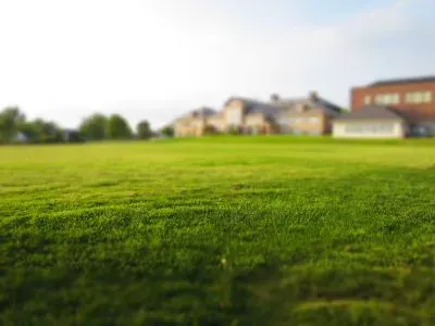 11 démarches à réaliser avant d’acheter un terrain constructible